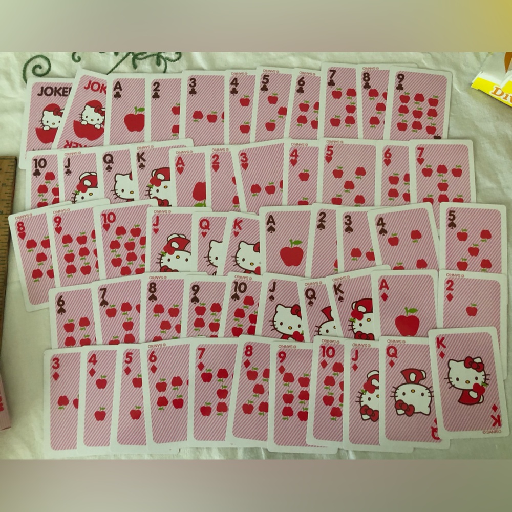 Sanrio Hello Kitty Playing Cards 2009 - Picture 2 of 2
